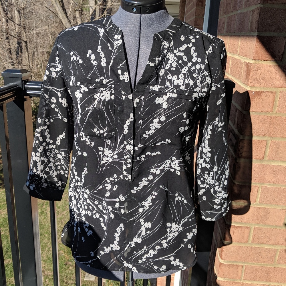 Apt 9 Black and White Sheer Floral Blouse